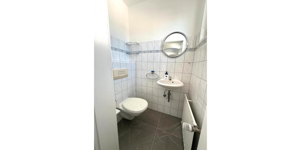 Erdgeschoßwohnung Iserlohn - 5 Zimmer, 105 m&sup2;, 1.400&euro; | Angebot:25405195