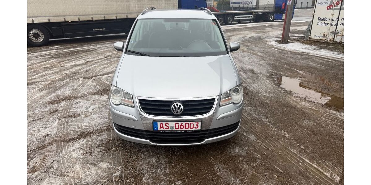 VW Touran 220.000 km 3.500 &euro; Sulzbach-Rosenberg 92237