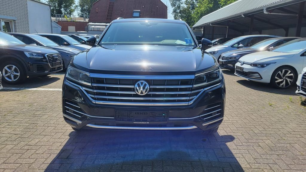 VW Touareg 225.938 km 24.700 &euro; Ahaus 48683