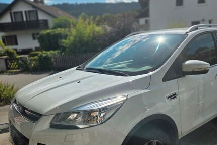Ford Kuga 131.600 km 7.500 &euro; Unterried 94256