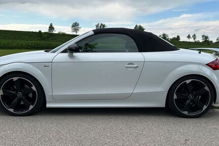 Audi TT 134.000 km 13.900 &euro; Prien 83209