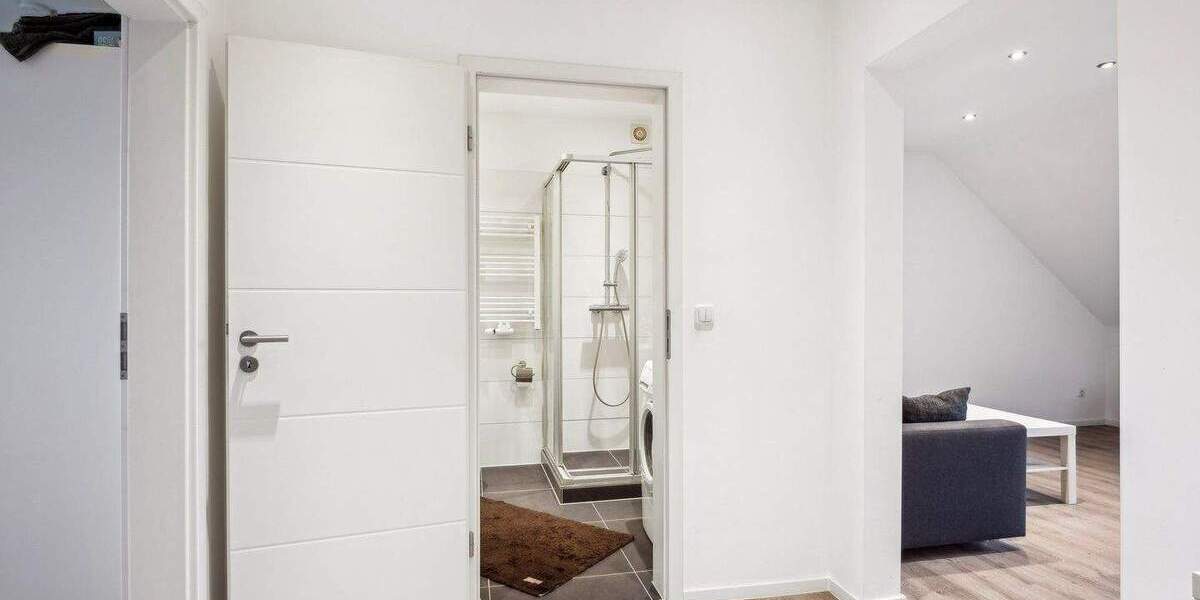 Etagenwohnung Mönchengladbach Stadtmitte - 2 Zimmer, 43 m&sup2;, 109.000&euro; | Angebot:24667452