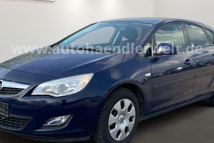Opel Astra 141.325 km 2.299 &euro; Brehna 06796