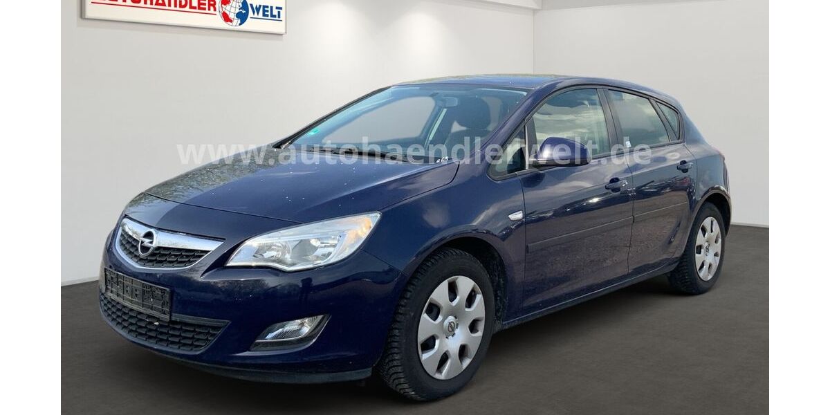 Opel Astra 141.325 km 2.299 &euro; Brehna 06796