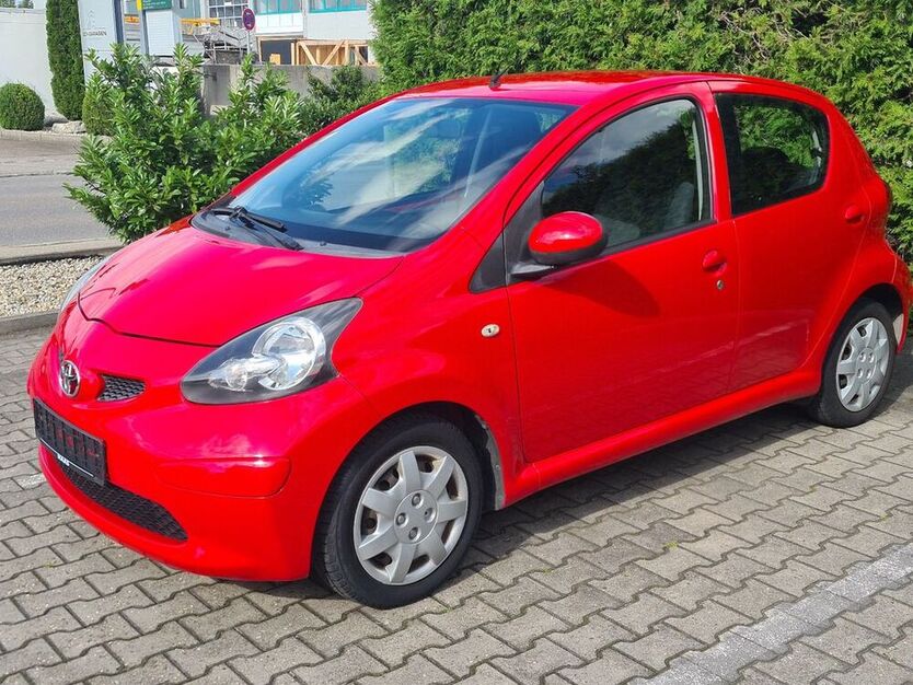 Aygo (X)