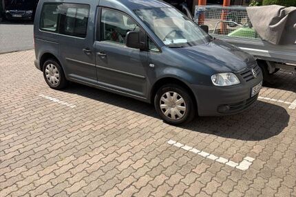 VW Caddy 203.491 km 2.300 &euro; Kaltenkirchen 24568