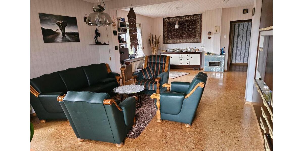 Einfamilienhaus Osterode am Harz - 10 Zimmer, 180 m&sup2;, 250.000&euro; | Angebot:26368896