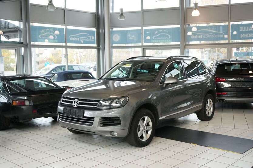 VW Touareg 180.760 km 14.900 € Obertshausen 63179