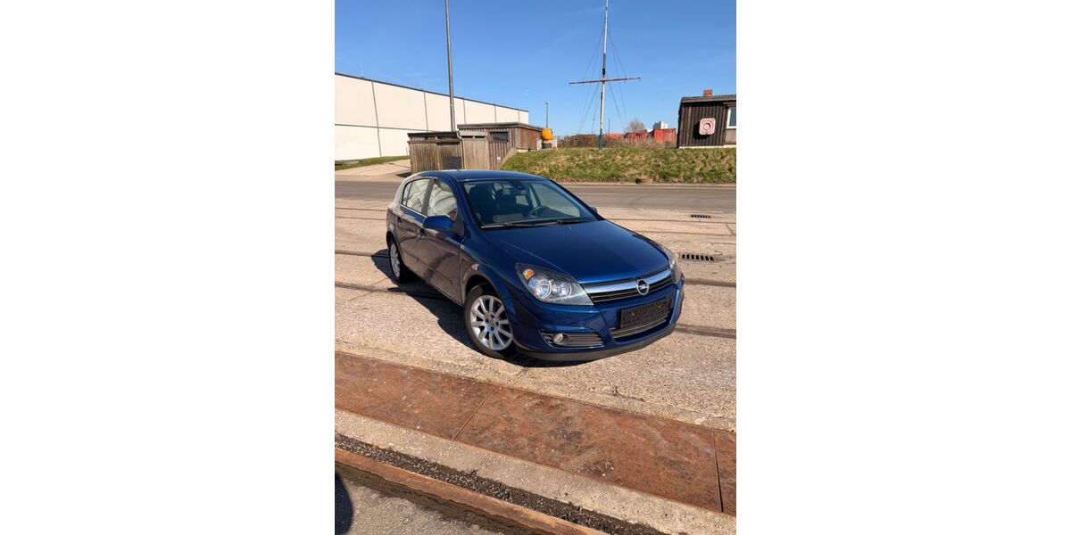 Opel Astra 192.000 km 3.499 &euro; Itzehoe 25524