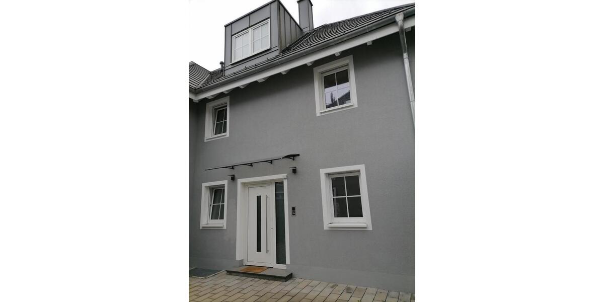 Doppelhaushälfte Gilching - 7 Zimmer, 137 m&sup2;, 2.750&euro; | Angebot:24889916