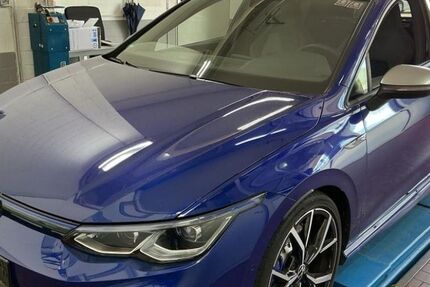 VW Golf 33.920 km 35.950 € Burghausen 84489
