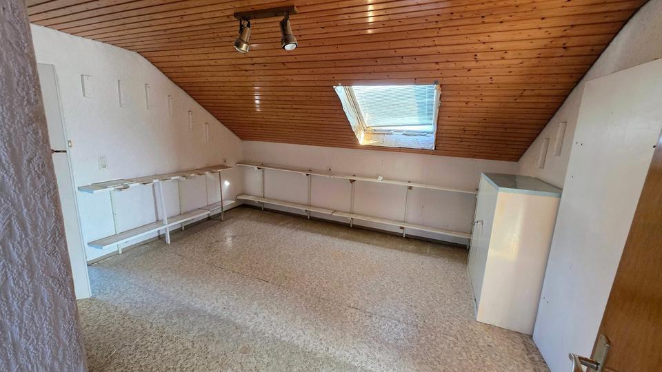 Einfamilienhaus Aalen Ebnat - 7 Zimmer, 145 m&sup2;, 340.000&euro; | Angebot:27048810