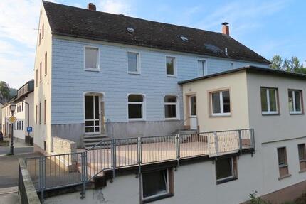 3-Zimmer-Wohnung mit Terrasse im Stadtzentrum von Arzberg 3 zimmer