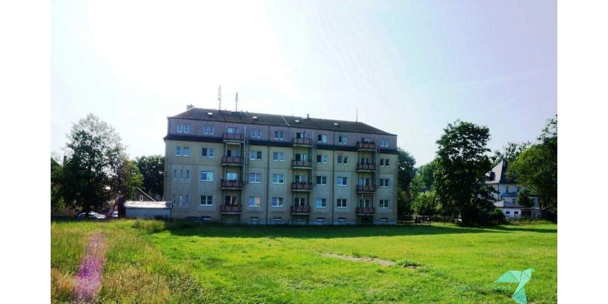 Geräumige, helle 4-Raum-Wohnung mit Balkon und Pkw-Stellplatz 4 zimmer