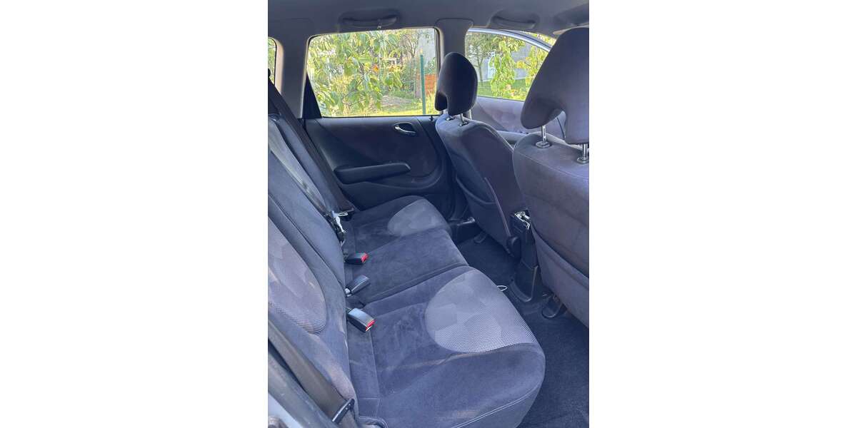 Honda Jazz 86.000 km 5.300 € berlin 12621