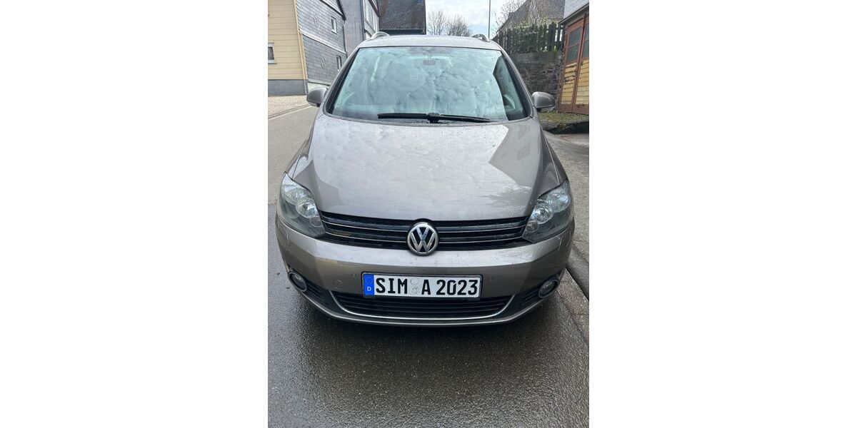 VW Golf Plus 183.000 km 3.799 &euro; Niedert 56291