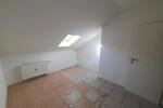Dachgeschoßwohnung Maxhütte-Haidhof Haidhof - 4 Zimmer, 100 m&sup2;, 1.000&euro; | Angebot:26395838