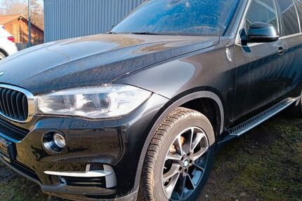 BMW X5 207.000 km 18.999 &euro; Aue Bad- Shlema 08280