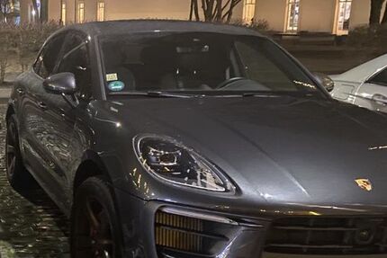 Porsche Macan 18.500 km 70.900 &euro; Aachen 52078