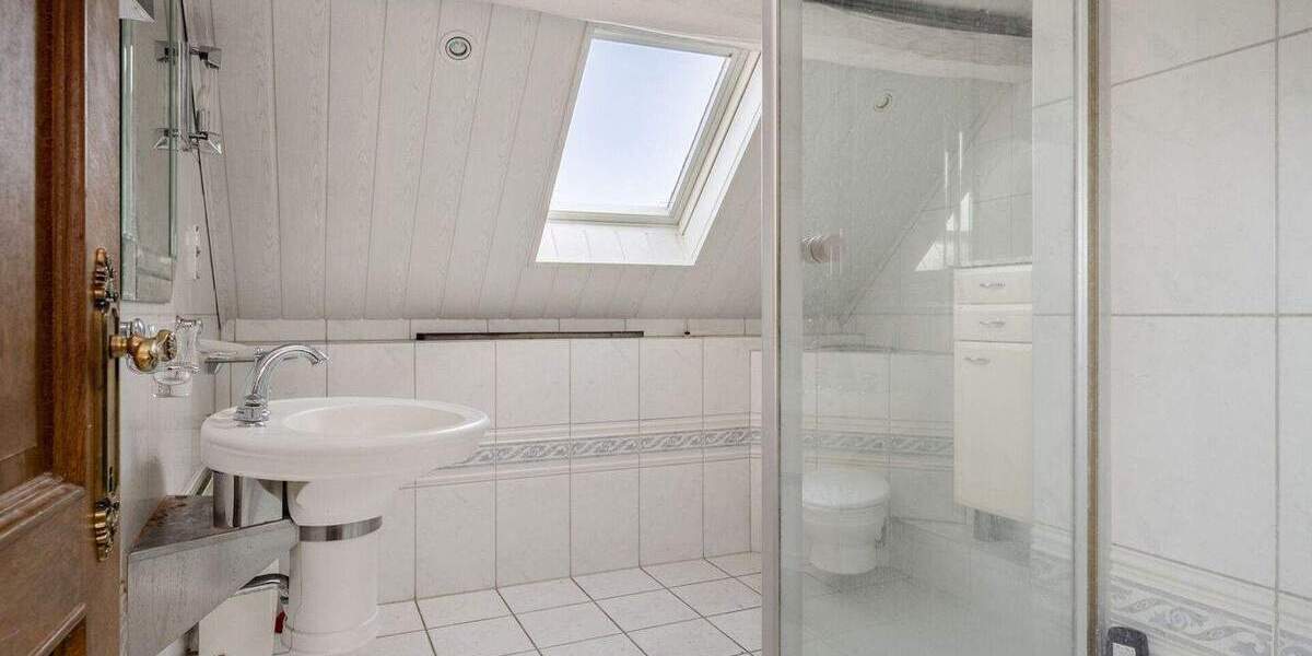 Einfamilienhaus Selfkant - Hillensberg Hillensberg - 6 Zimmer, 210 m&sup2;, 325.000&euro; | Angebot:25476237