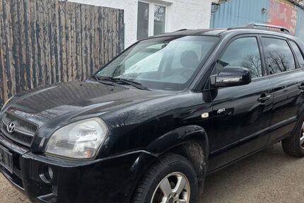 Hyundai TUCSON 145.000 km 4.999 &euro; Karlsruhe 76131