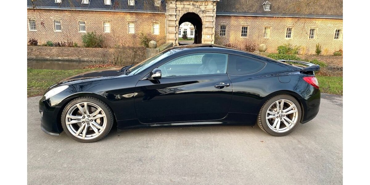 Hyundai Genesis 148.900 km 10.800 &euro; Duisburg 47269