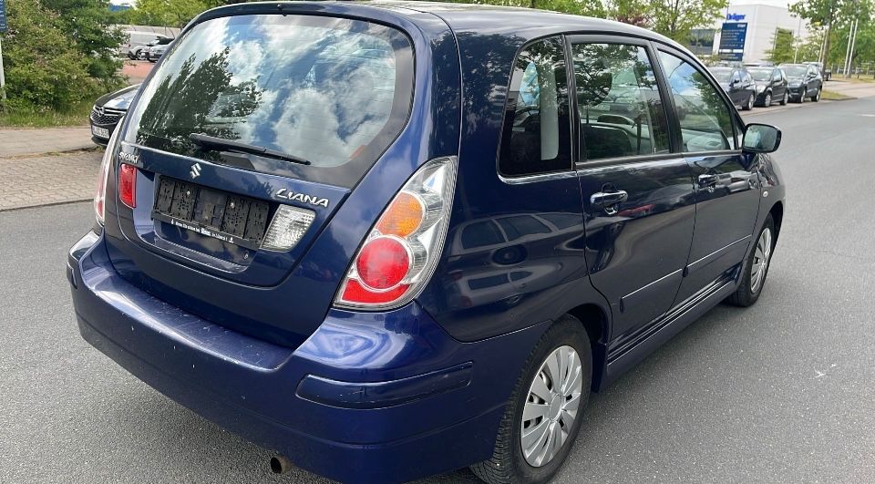 Suzuki Liana 130.000 km 3.500 &euro; Lübeck 23560
