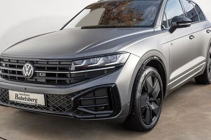 VW Touareg 18.178 km 77.970 &euro; Potsdam 14482
