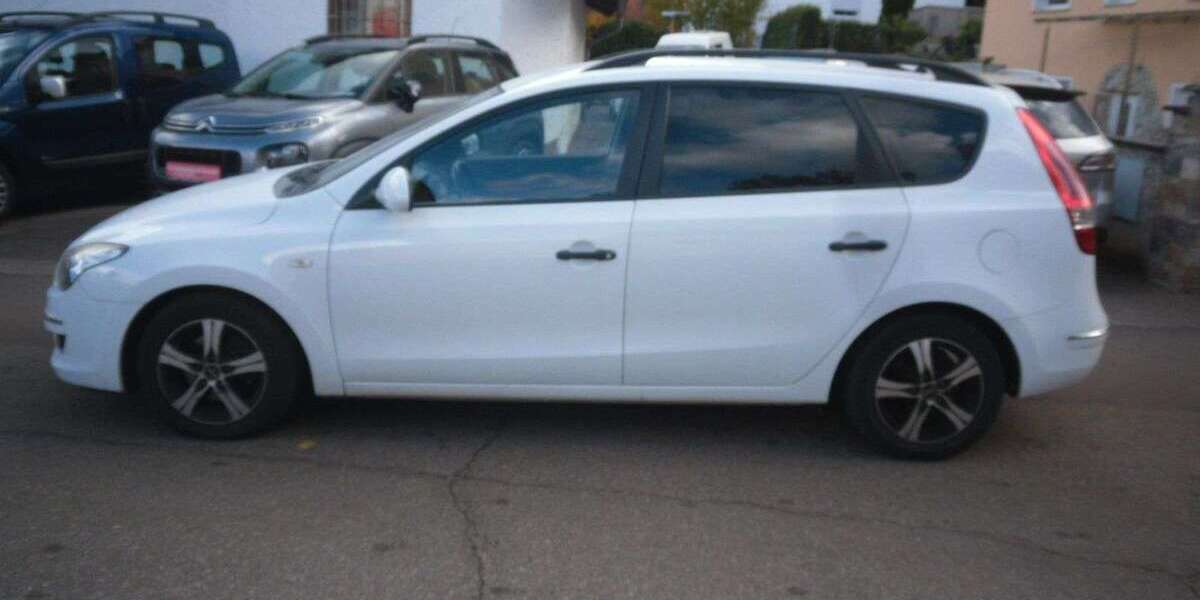 Hyundai i30 151.000 km 2.490 &euro; Saarbrücken 66119