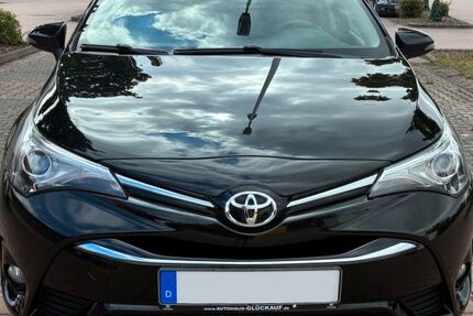 Toyota Avensis 139.000 km 13.500 &euro; Potsdam 14478