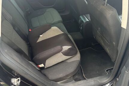 VW Passat 299.500 km 5.800 &euro; München 81377