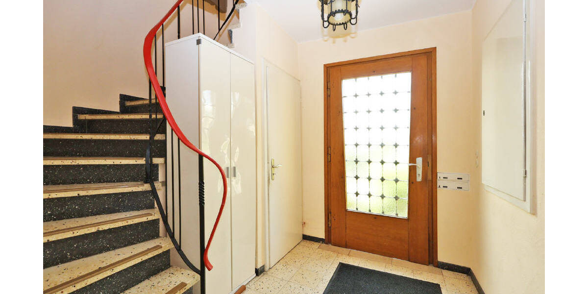 Mehrfamilienhaus, Wohnhaus Lübbecke - 6 Zimmer, 175 m&sup2;, 289.000&euro; | Angebot:26741607