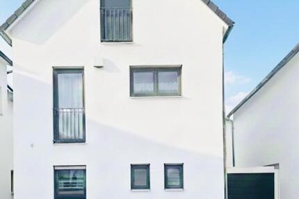 Modernes Einfamilienhaus in Ingolstadt-Friedrichshofen, Bj 2016 5 zimmer