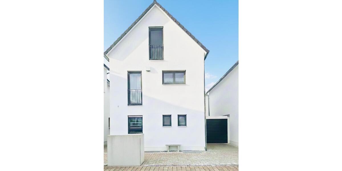 Modernes Einfamilienhaus in Ingolstadt-Friedrichshofen, Bj 2016 5 zimmer