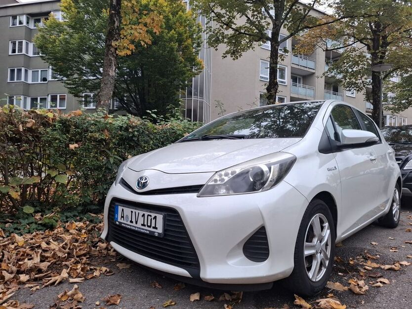 Toyota Yaris 197.121 km 7.500 € Augsburg 86159