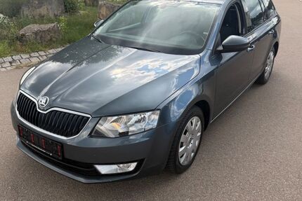 Skoda Octavia 228.000 km 5.990 &euro; Bruck in der Oberpfalz 92436