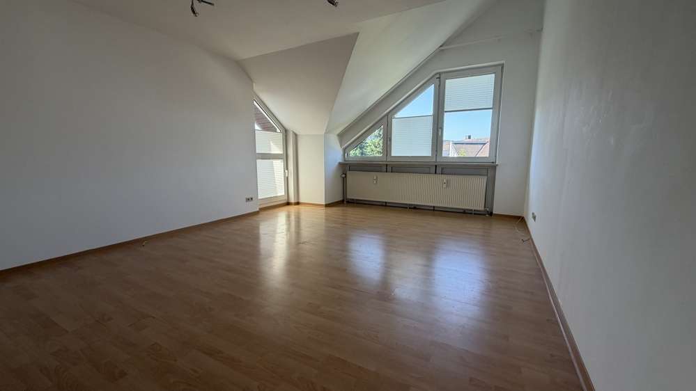 Etagenwohnung Dörfles-Esbach Esbach - 2 Zimmer, 75 m&sup2;, 550&euro; | Angebot:26785537