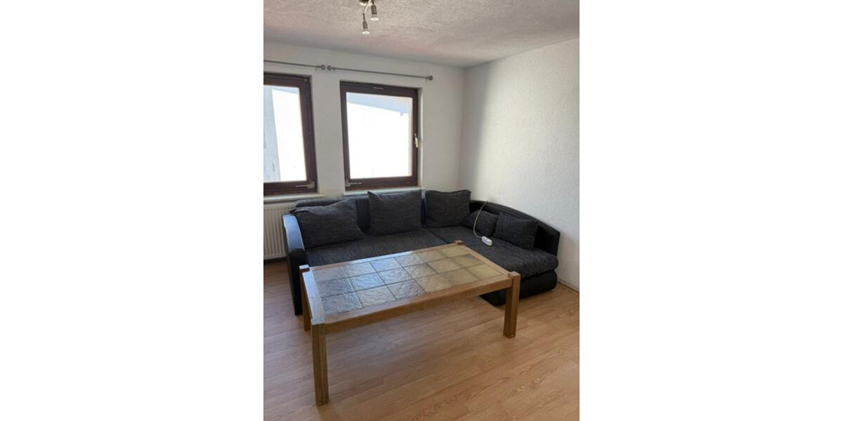 Einfamilienhaus Niederzier - 9 Zimmer, 270 m&sup2;, 170.000&euro; | Angebot:24506455