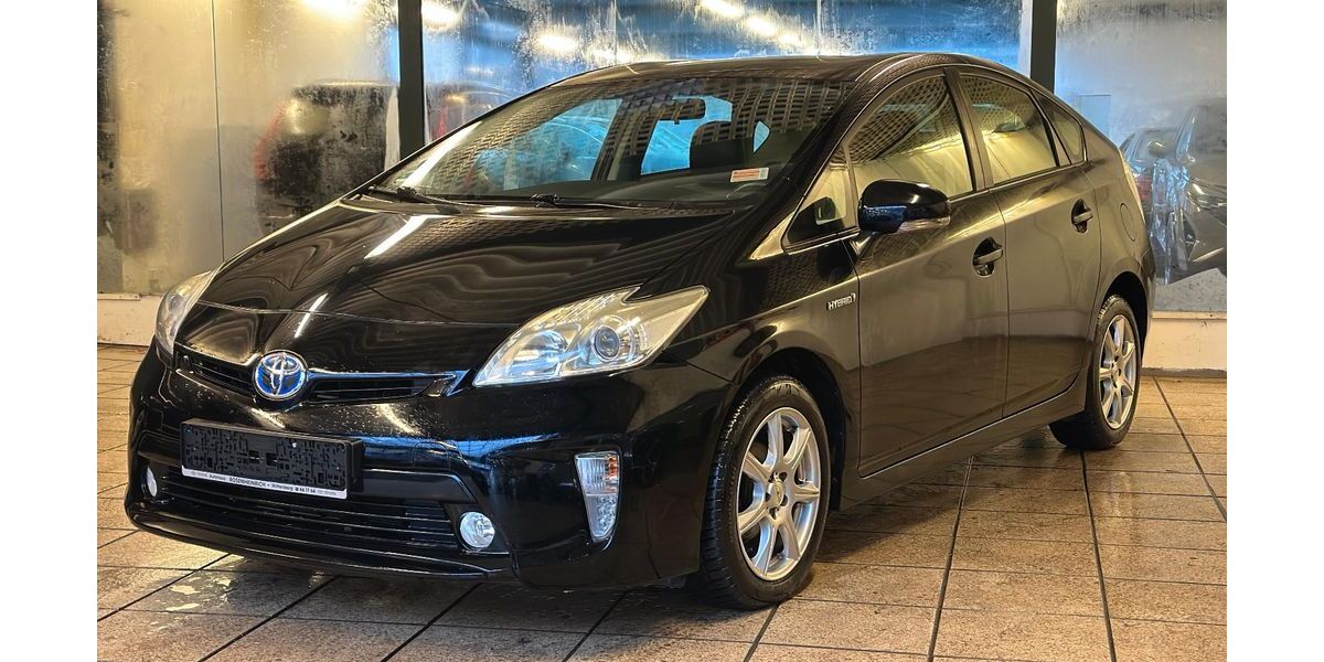 Toyota Prius 64.841 km 11.950 &euro; Berlin 10829