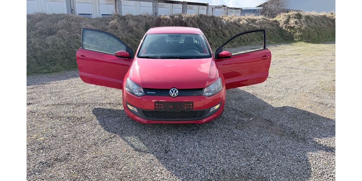 VW Polo 238.881 km 4.999 &euro; Flensburg 24943