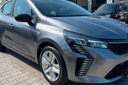 Renault Clio 16.100 km 16.490 &euro; Wiesmoor 26639