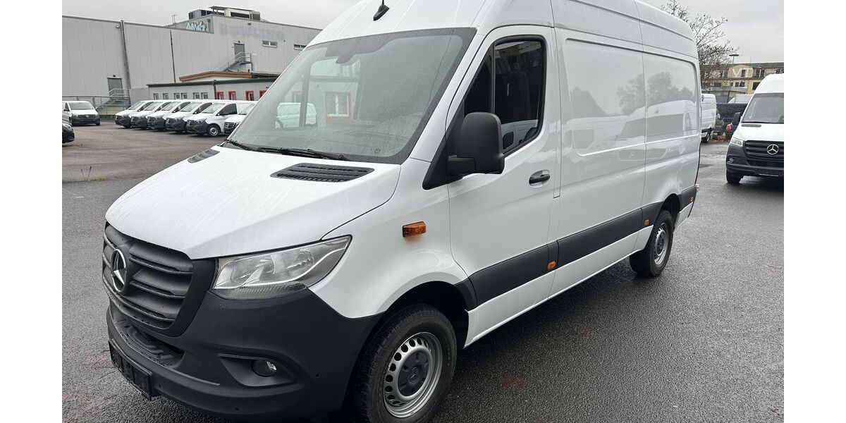 Mercedes-Benz Sprinter 37.235 km 39.151 &euro; Mainz 55122