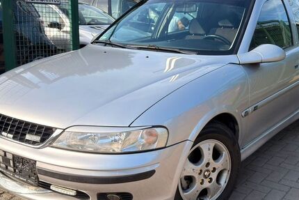 Opel Vectra 125.000 km 1.990 &euro; Berlin Weißensee-Pankow 13086