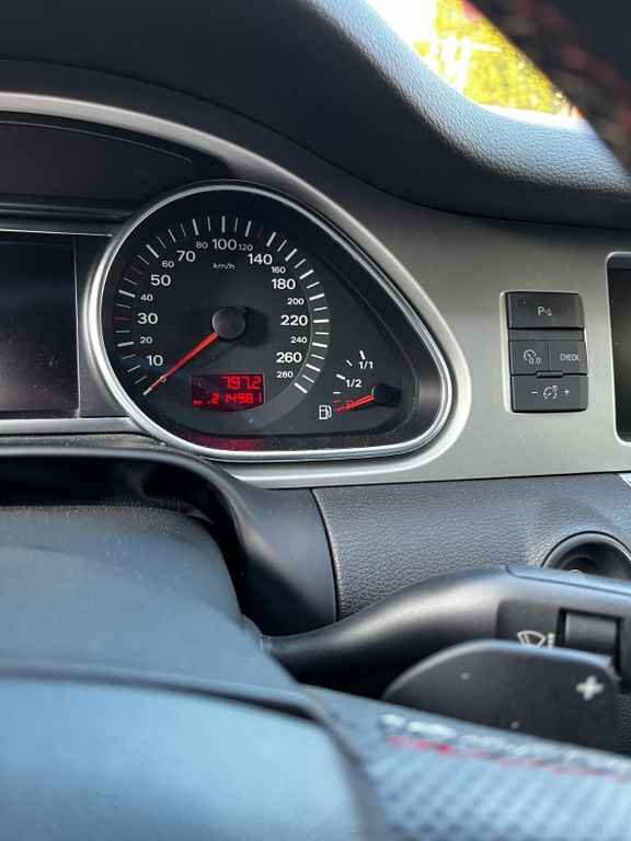 Audi Q7 214.900 km 10.950 € Lohmen 01847