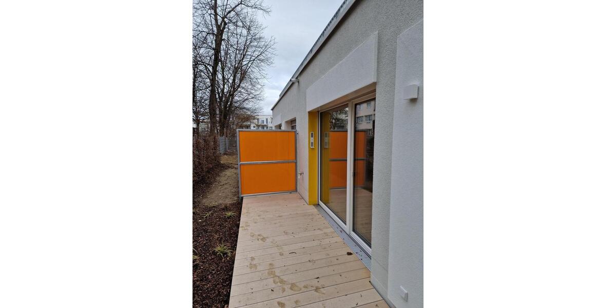 Erdgeschoßwohnung Augsburg Bärenkeller - 2 Zimmer, 73 m&sup2;, 990&euro; | Angebot:24976527