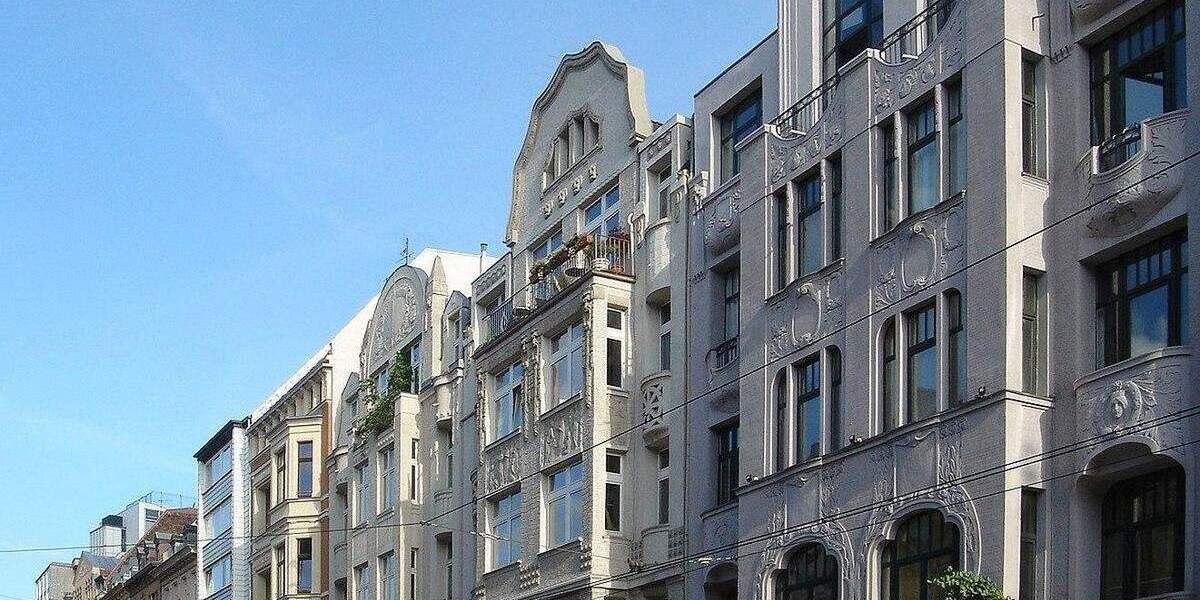 4-Zimmer EG Wohnung im belgischen Viertel mit Terasse & Wintergarten 4 zimmer