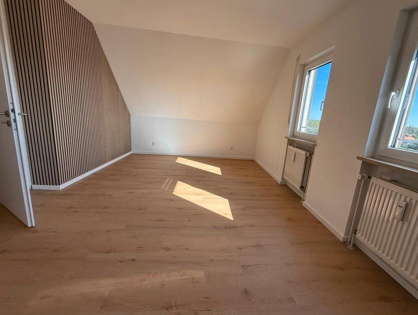 3,5 Zimmer mit EBK , zentral Schwaig zimmer