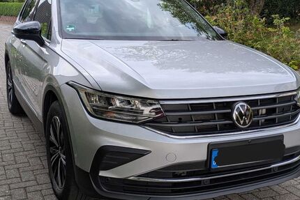 VW Tiguan 52.200 km 26.300 &euro; Weilburg 35781