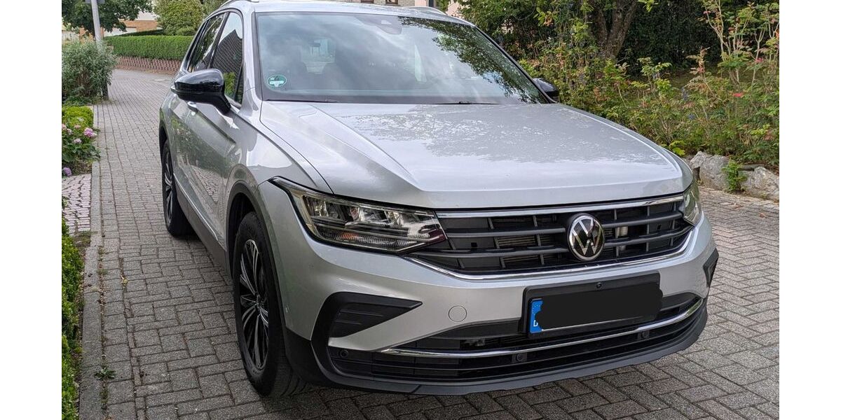 VW Tiguan 52.200 km 26.300 &euro; Weilburg 35781