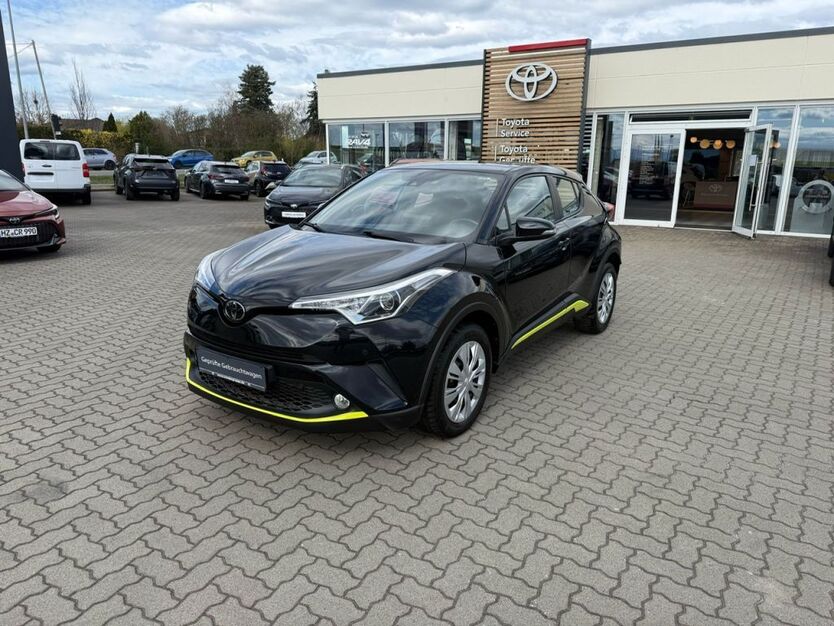 Toyota C-HR 92.500 km 13.950 € Halberstadt 38820